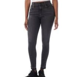 LEVIS 720 HIGH RISE SUPER SUBTLE ART